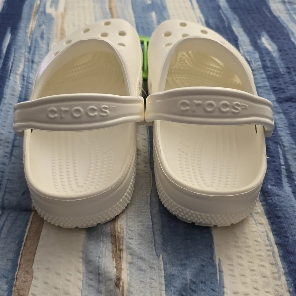CROCS Classic Unisex Clogs in White Size 8 Womens Size 6 Mens - Picture 5 of 5